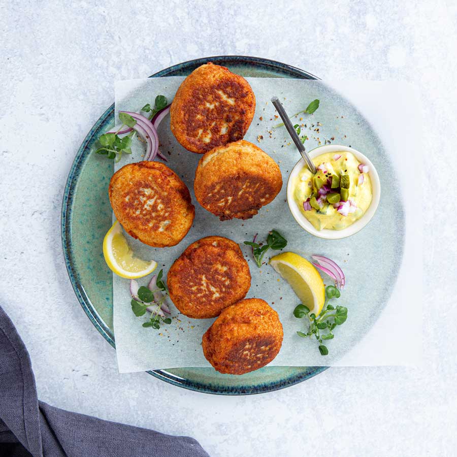 Fiskefrikadeller-paneret-fisk